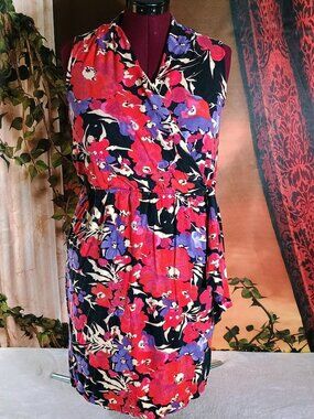 VGUC Anne Klein Sz L Red, Purple & Black Floral Sleeveless V-Neck Mini Dress